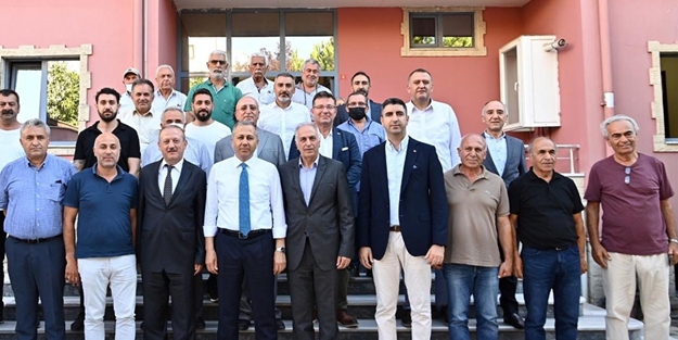 Vali Yerlikaya İstanbul'daki cemevlerini ziyaret etti