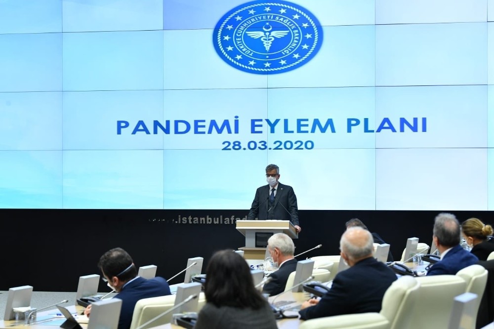 Vali Yerlikaya, Pandemi Kurulu Toplantı’sından fotoğraf paylaştı 