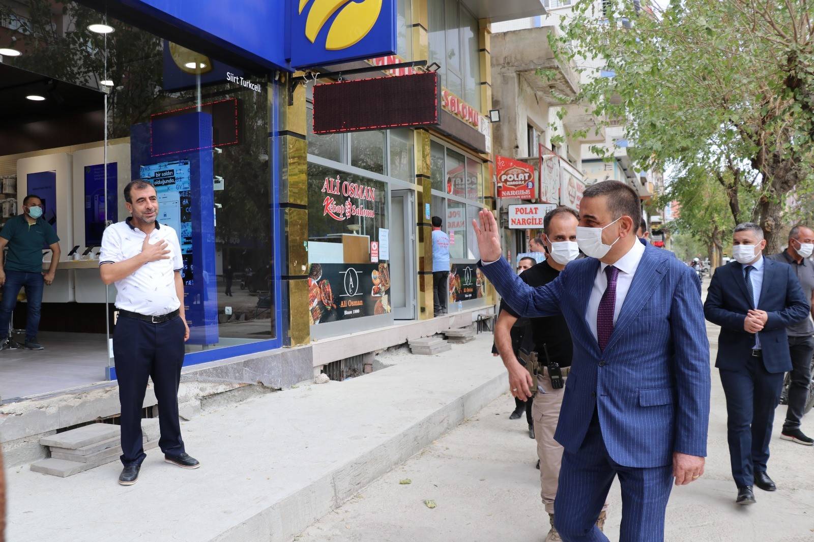 Vali/Belediye Başkan V. Hacıbektaşoğlu, “Daha yaşanabilir Siirt için çalışıyoruz”