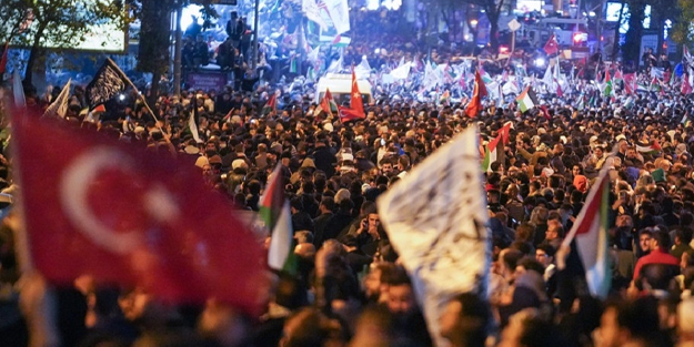 Valilik açıkladı! İsrail İstanbul Başkonsolosluğu önündeki protestolarda 1 kişi hayatını kaybetti!