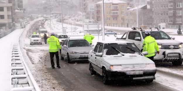 Valilikten 'sokağa çıkmayın' uyarısı