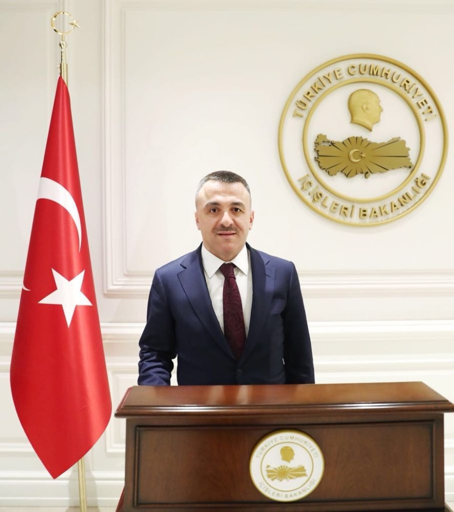 Valinin adını kullanarak solunum cihazı yalanıyla dolandırmaya kalktılar 