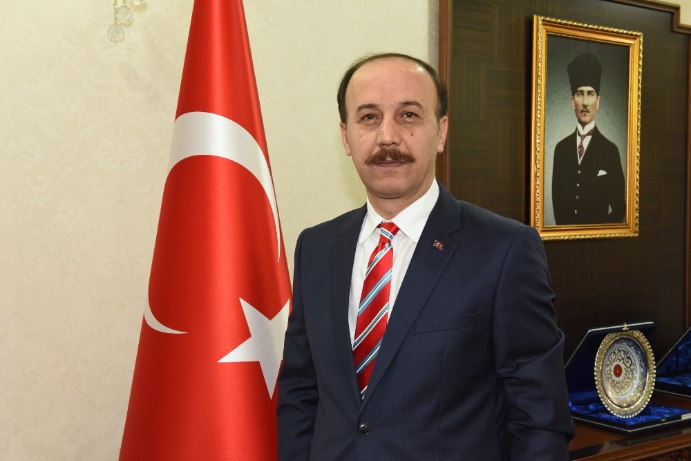 Valisi Erin’den 23 Nisan Ulusal Egemenlik ve Çocuk Bayram mesajı 