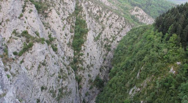 Valla Kalyonunda 4 kişi kayboldu