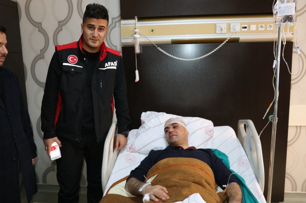 Van AFAD Müdürü Uçar yaşadığı dehşeti anlattı 