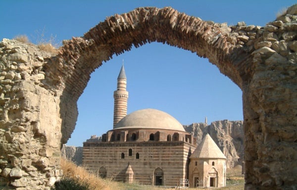 Van bayram namazı kaçta? Başkale Erciş Saray kurban bayramı namazı kaçta?