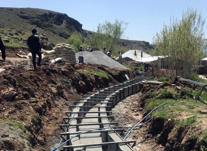 Van Büyükşehir Belediyesi çiftçiyi desteklemeye devam ediyor 