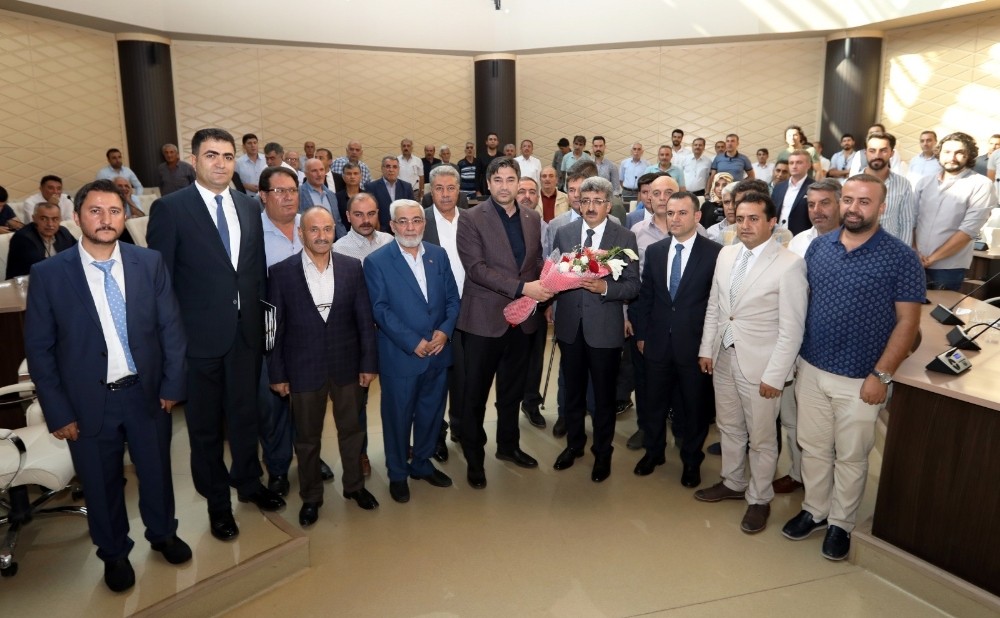 Van Büyükşehir Belediyesi’nde ‘sosyal denge tazminatı’ imzalandı 