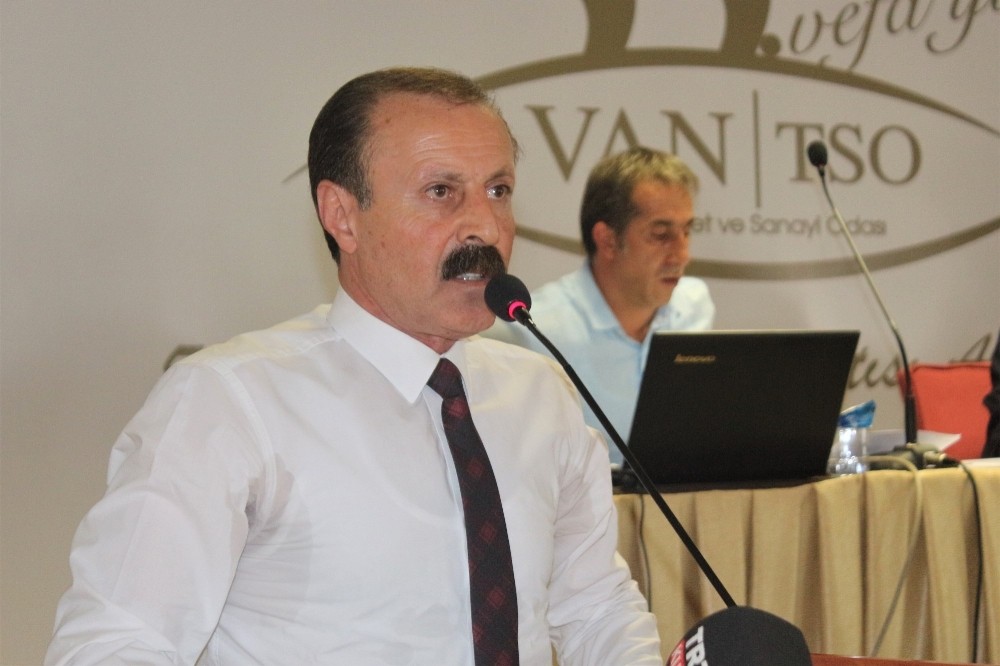 Van Büyükşehir Belediyespor Kulübü’nün adı ve logosu değişti 