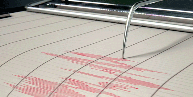 Van Gölü'nde deprem