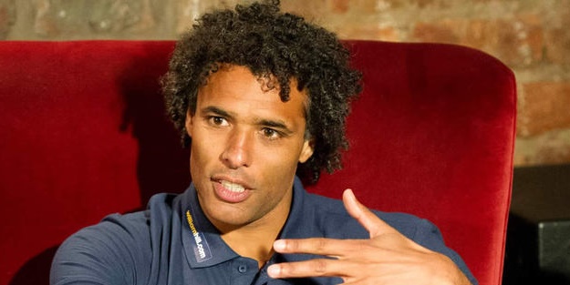 Van Hooijdonk'dan Van Persie'ye zehir zemberek sözler!
