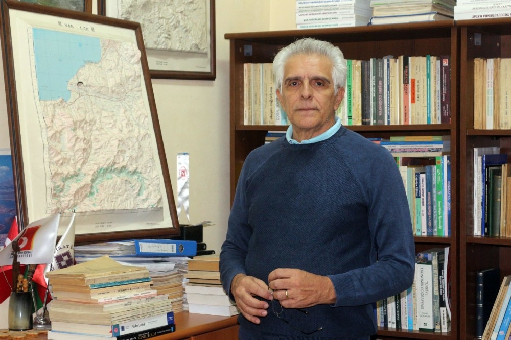 Van için 24 noktada çığ uyarısı 