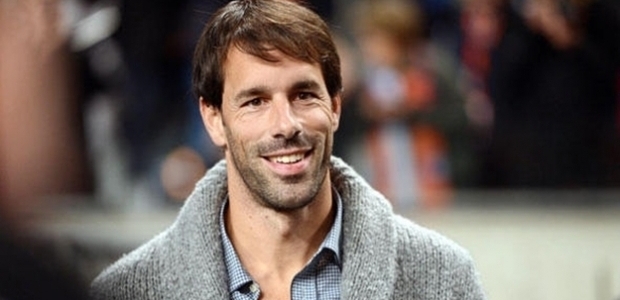 Van Nistelrooy'dan flaş karar!