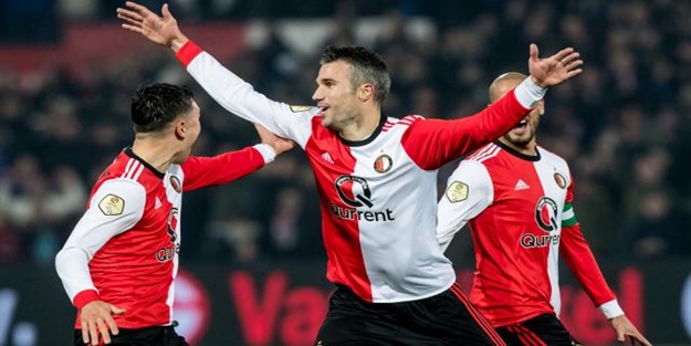 Van Persie attı,Feyenoord kazandı!