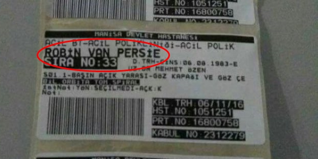 Van Persie devlet hastanesinin aciliyle tanıştı