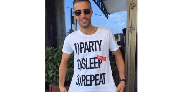 Van Persie'nin fotoğrafı Fenerbahçelileri çıldırttı