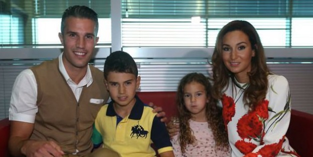 Van Persie'nin sözleşmesinde can sıkan 8 madde!