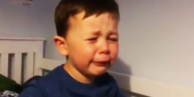 Van Persie'yi sattılar diye böyle ağladı!