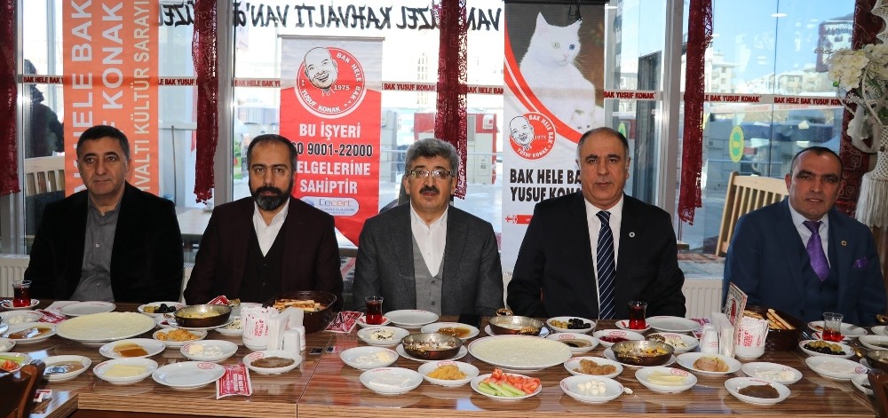 Van Vakfı ilk ziyaretini Van’a yaptı 