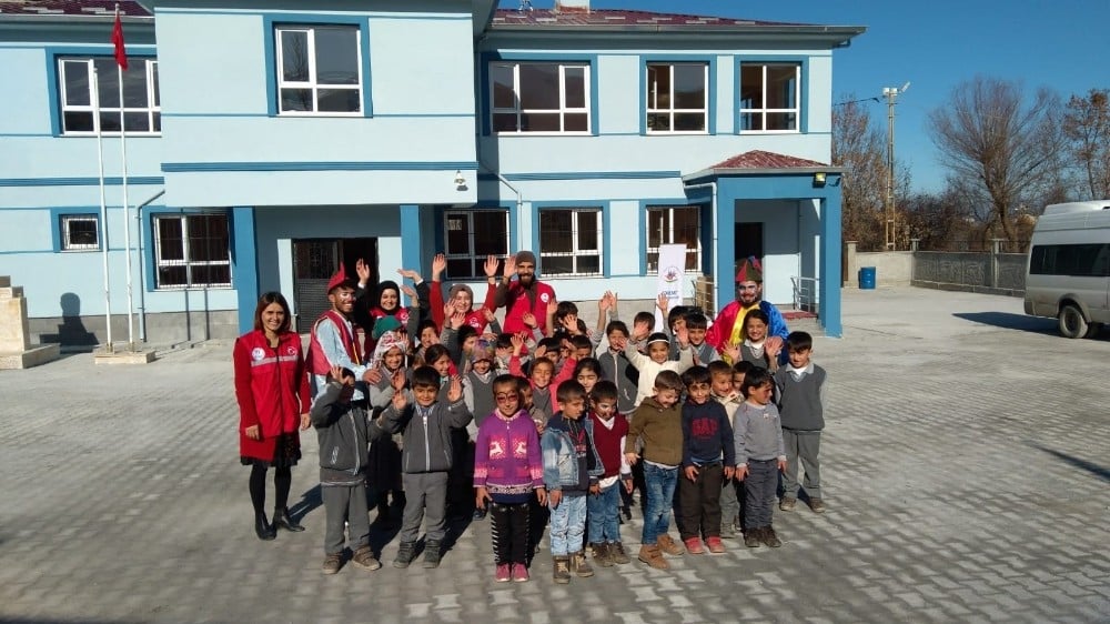 Van YYÜ öğrencilerinden anlamlı proje 