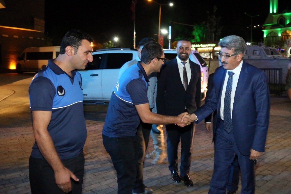 Van zabıtası yemekte buluştu 