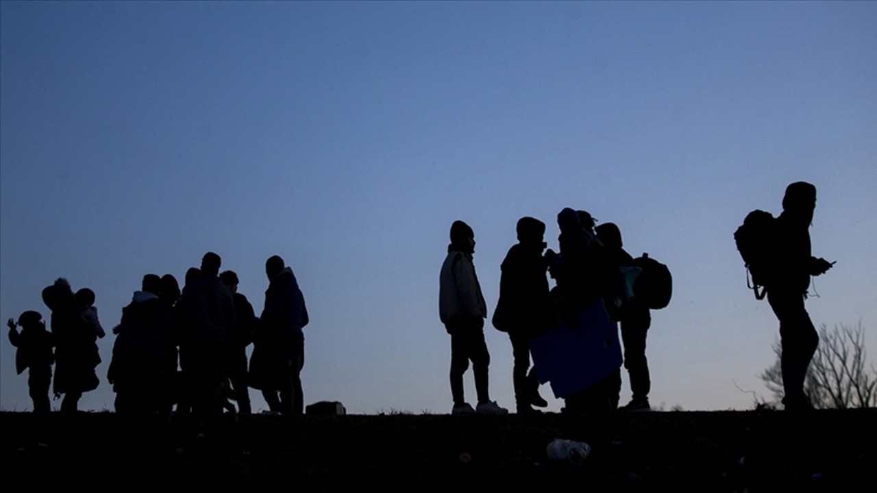 Van’da 10 düzensiz göçmen yakalandı