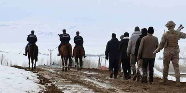 Van’da 199 düzensiz göçmen yakalandı!