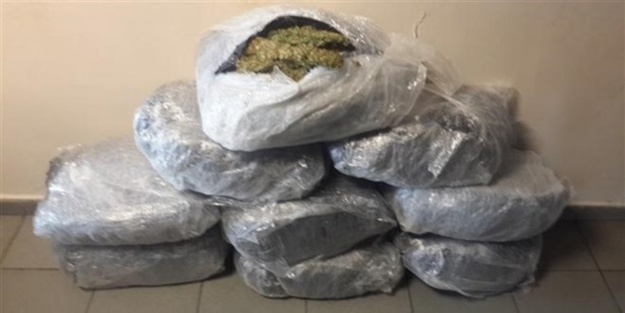 Van'da 230 kilo esrar ele geçirildi