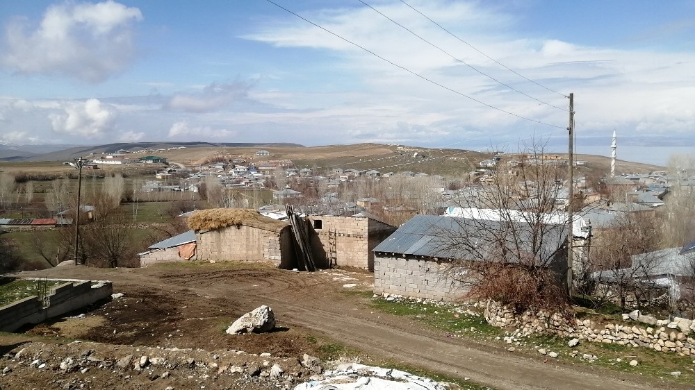 Van’da 4.7 büyüklüğünde deprem 