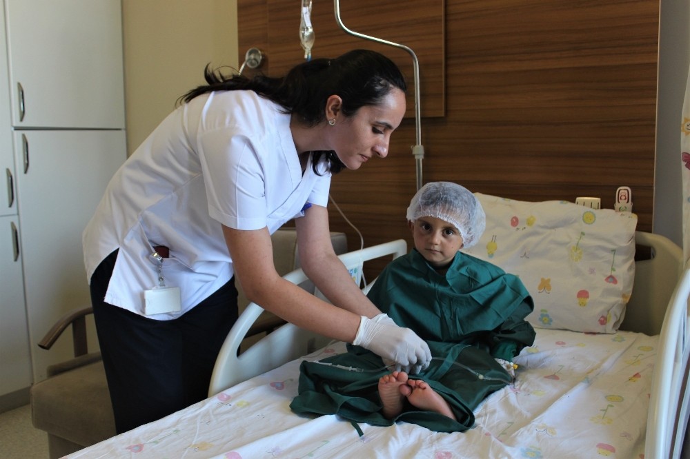 Van’da 5 ay içerisinde 26 kalp hastası çocuk, şifa buldu 