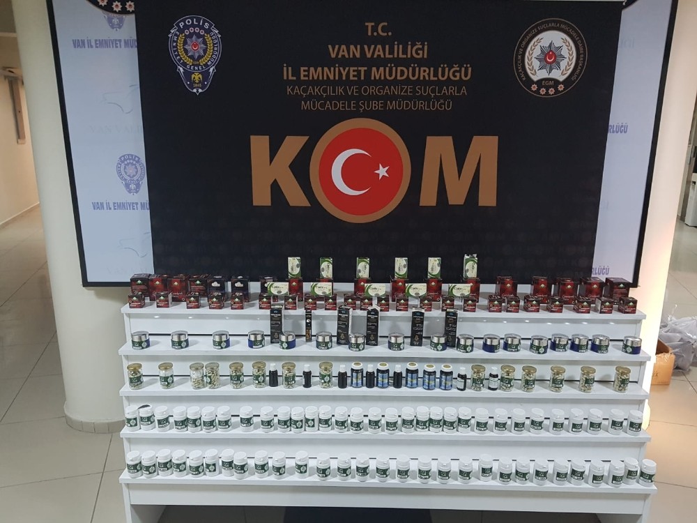 Van’da 7 bin 490 adet kaçak ilaç ele geçirildi 