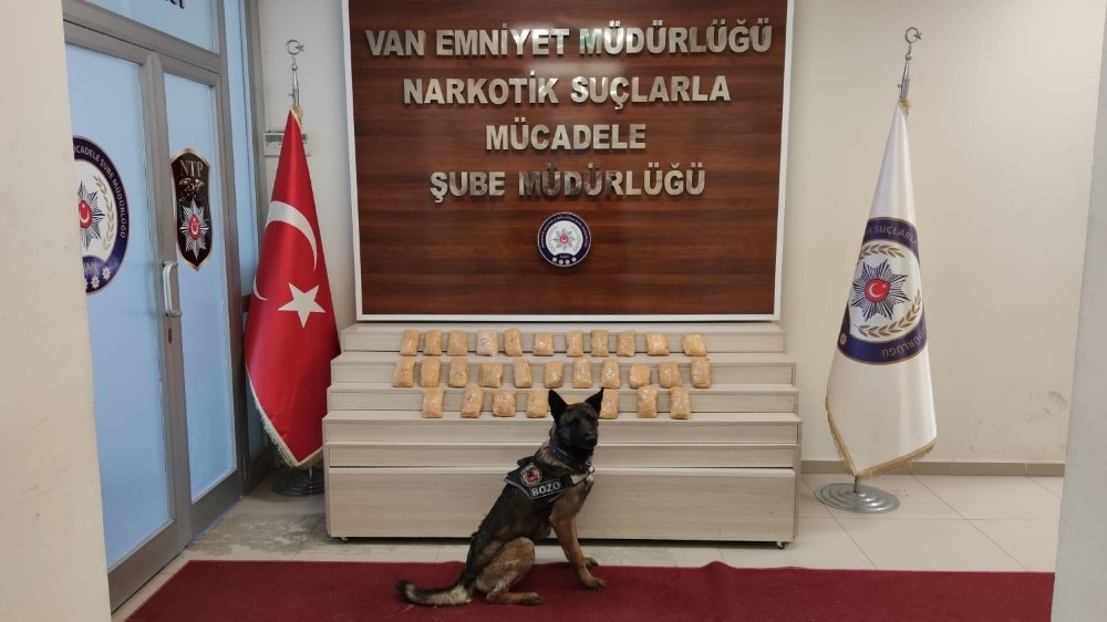 Van’da 7 kilo 780 gram metamfetamin ele geçirildi 