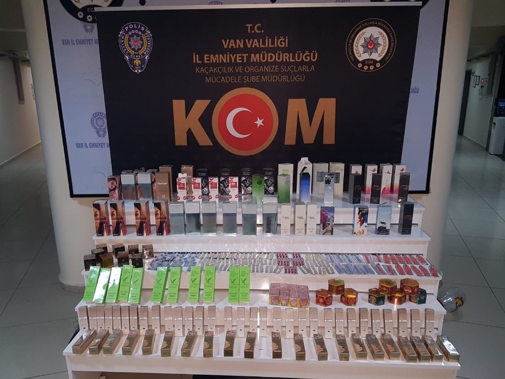 Van’da 940 adet kaçak ilaç ele geçirildi 