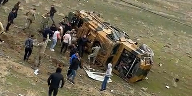 Van'da askeri araç kaza yaptı! 6 asker yaralı