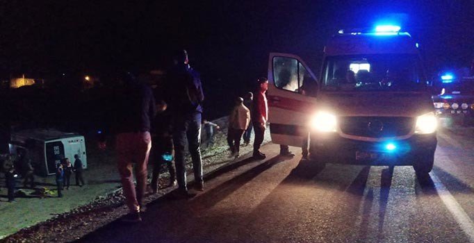 Van’da askeri araç kaza yaptı