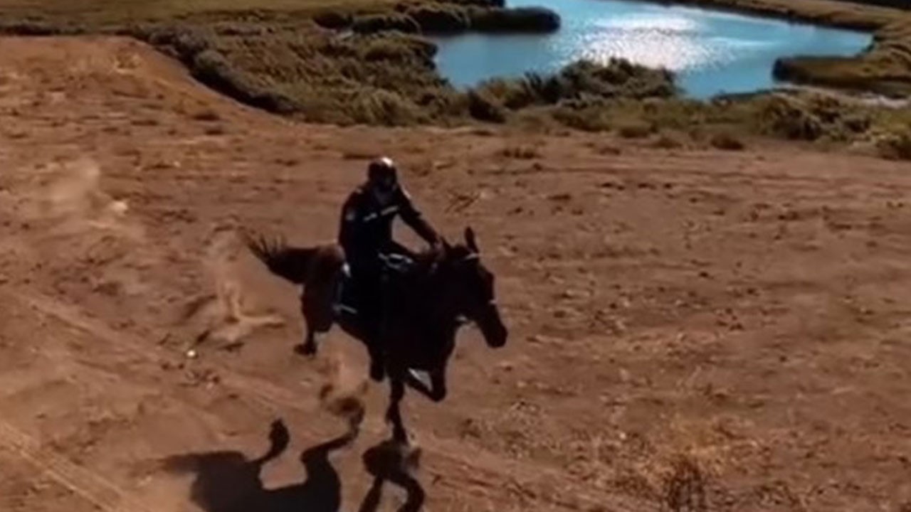 Van’da atlı jandarmalar sahada! Tarihi miras ve doğa için nöbetteler