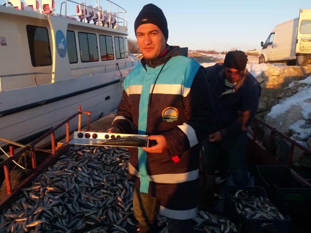 Van’da balıkçılara sıkı denetim 