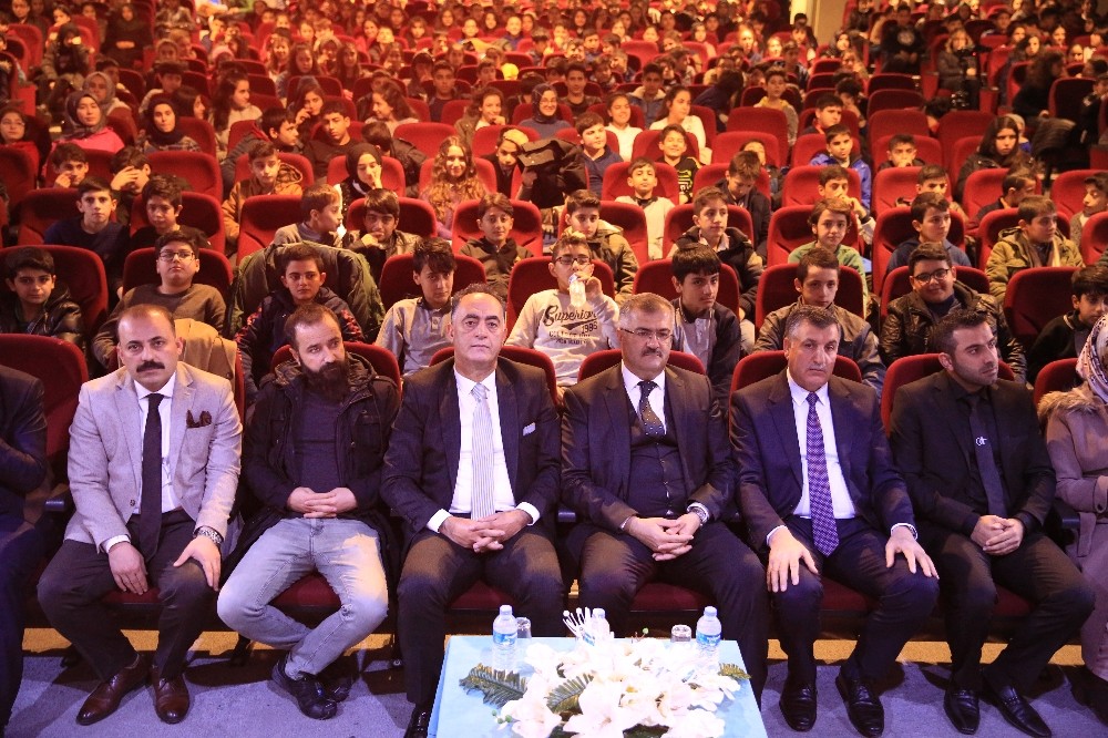 Van’da ‘Gençlik Geçmişiyle Buluşuyor’ projesi 