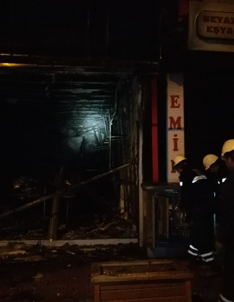 Van’da iş yeri yangını 