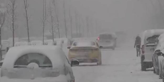 Van’da kar yağışı