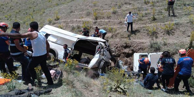 Van'da katliam gibi kaza! Çok sayıda ölü ve yaralı var