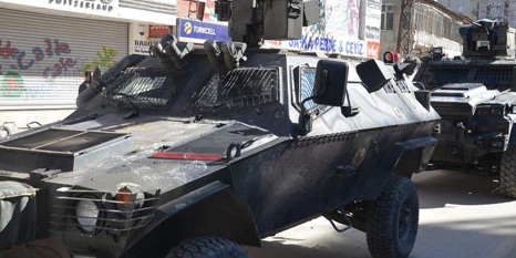 Van'da 'Öcalan' eylemlerine müdahale