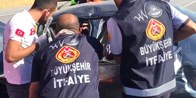 Van'da otomobil takla attı! Ölü ve yaralılar var