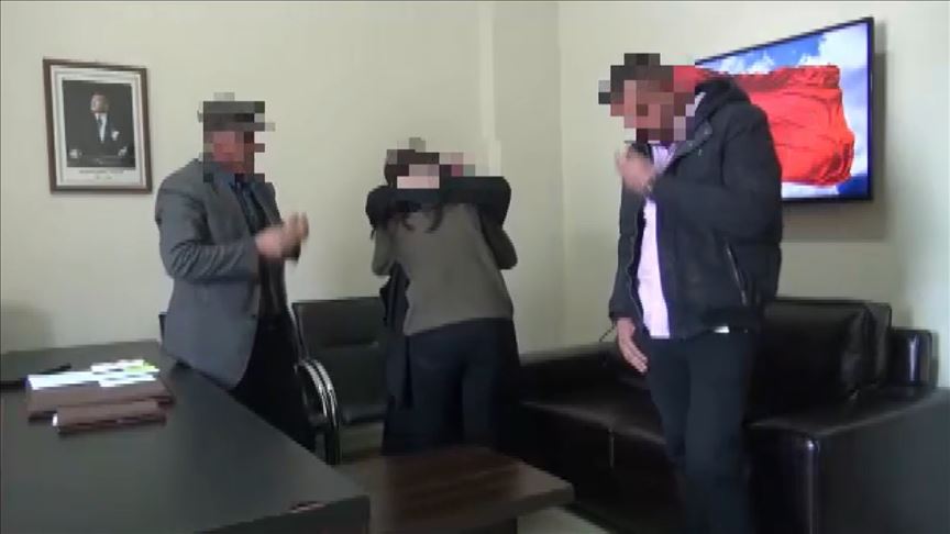 Van'da polisin ikna çalışmasıyla 2 terörist teslim oldu