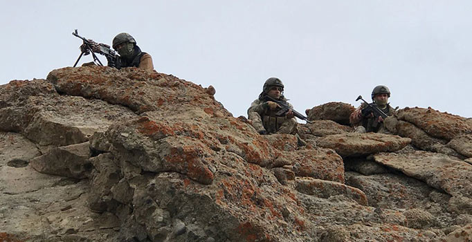 Van'da seçim sürecini terörize edecek PKK'lılara operasyon yapıldı