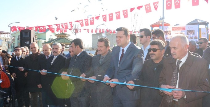 Van’da Süleymanoğlu Parkı’nın açılışı yapıldı