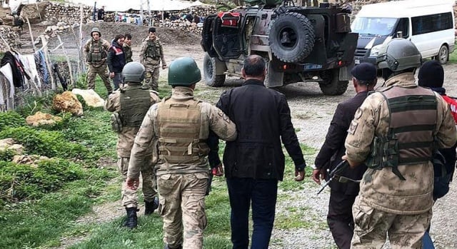 Van'da terör operasyonu: 14 kişi gözaltında