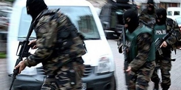 Van'da terör operasyonu! 8 gözaltı