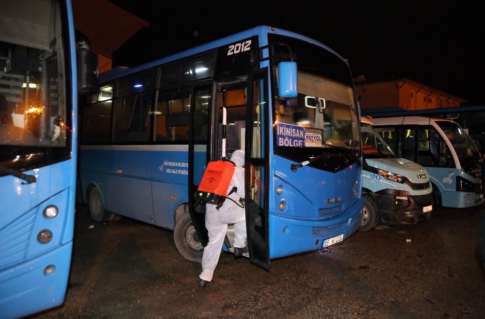 Van’da toplu taşıma araçları 10. kez dezenfekte edildi 