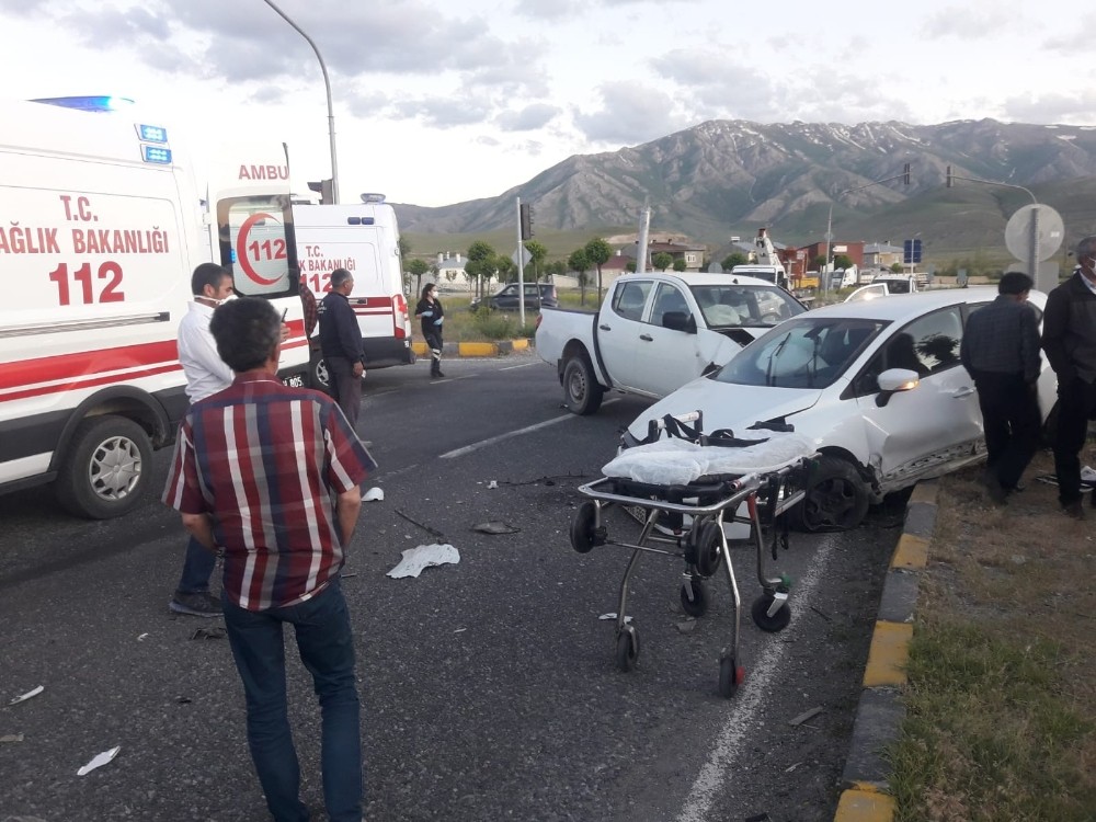 Van’da trafik kazası, 4 yaralı 